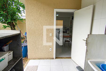 Casa à venda com 190m², 4 quartos e 3 vagas Casa à venda com 190m², 4 quartos e 3 vagasÁrea de Serviço