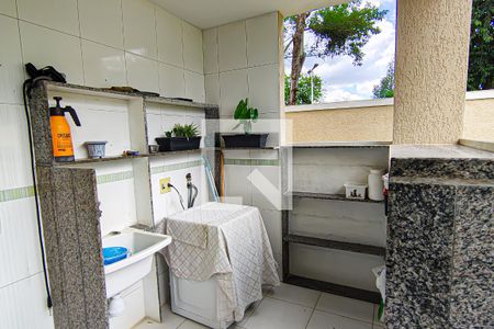 Casa à venda com 190m², 4 quartos e 3 vagas Casa à venda com 190m², 4 quartos e 3 vagasÁrea de Serviço