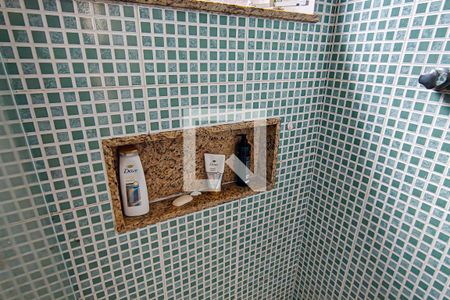 Casa à venda com 190m², 4 quartos e 3 vagas Casa à venda com 190m², 4 quartos e 3 vagasBanheiro