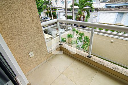 Casa à venda com 190m², 4 quartos e 3 vagas Casa à venda com 190m², 4 quartos e 3 vagasVaranda do Quarto 2