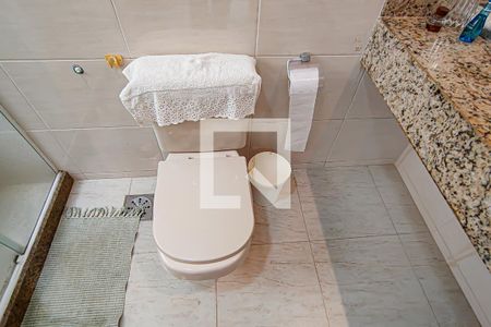 Casa à venda com 190m², 4 quartos e 3 vagas Casa à venda com 190m², 4 quartos e 3 vagasBanheiro da Suíte