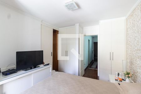 Casa de condomínio à venda com 289m², 3 quartos e 4 vagas Casa de condomínio à venda com 289m², 3 quartos e 4 vagasQuarto 3