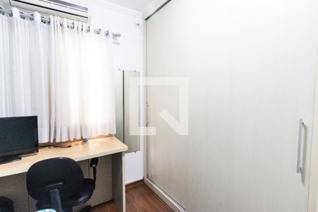 Casa de condomínio à venda com 289m², 3 quartos e 4 vagas Casa de condomínio à venda com 289m², 3 quartos e 4 vagasQuarto 2