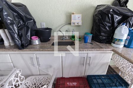 Casa de condomínio à venda com 289m², 3 quartos e 4 vagas Casa de condomínio à venda com 289m², 3 quartos e 4 vagasChurrasqueira