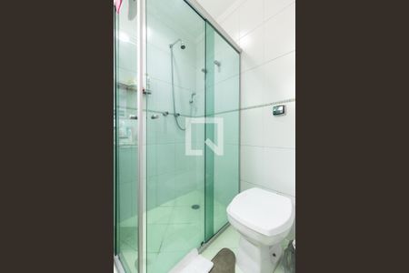 Casa de condomínio à venda com 289m², 3 quartos e 4 vagas Casa de condomínio à venda com 289m², 3 quartos e 4 vagasBanheiro do Quarto 1