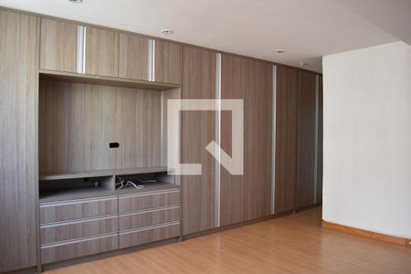Suíte de apartamento para alugar com 4 quartos, 190m² em Água Verde, Curitiba