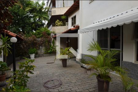 Casa à venda com 500m², 7 quartos e 6 vagasÁrea externa