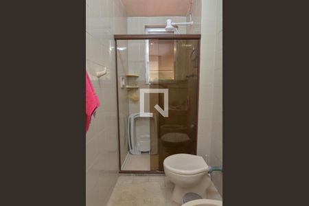 Casa à venda com 500m², 7 quartos e 6 vagasBanheiro da Suíte 2