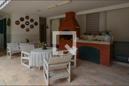 Casa à venda com 500m², 7 quartos e 6 vagasVaranda gourmet
