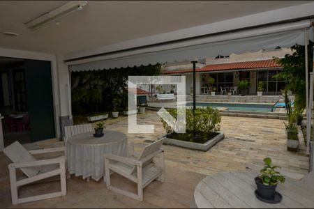 Casa à venda com 500m², 7 quartos e 6 vagasVaranda gourmet