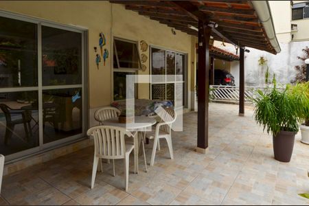 Casa à venda com 500m², 7 quartos e 6 vagasÁrea externa