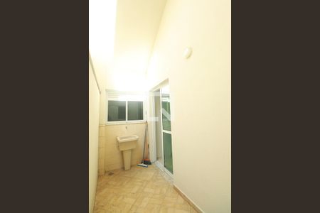 Apartamento à venda com 77m², 2 quartos e 1 vagaÁrea de Serviço