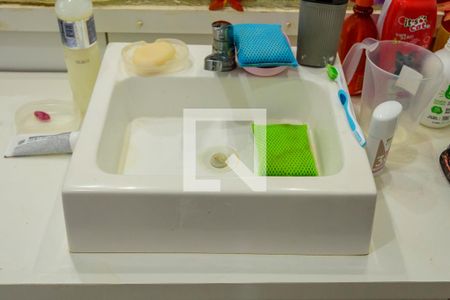 Apartamento à venda com 95m², 3 quartos e sem vagaBanheiro