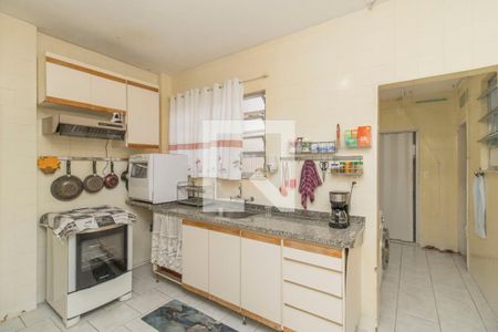 Apartamento à venda com 95m², 3 quartos e 2 vagasCozinha