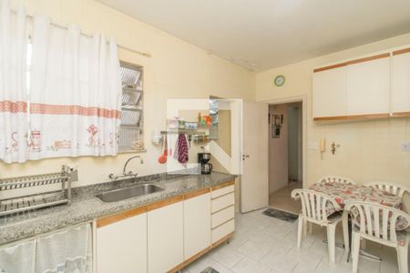 Apartamento à venda com 95m², 3 quartos e 2 vagasCozinha