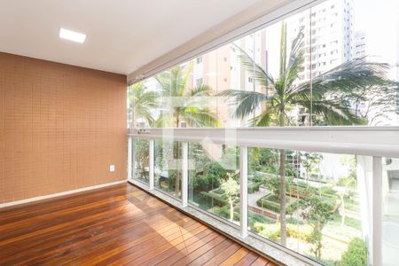 Varanda de apartamento para alugar com 2 quartos, 100m² em Vila Olímpia, São Paulo