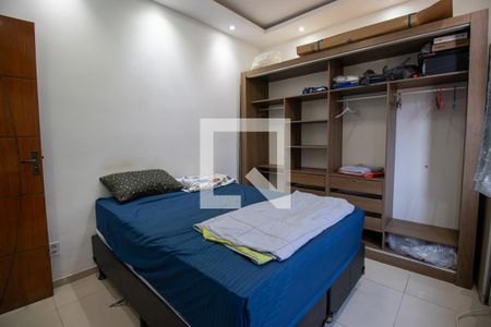 Quarto de apartamento à venda com 1 quarto, 80m² em Vista Alegre, Rio de Janeiro
