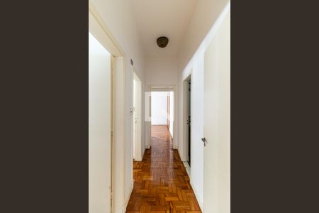 Corredor de apartamento à venda com 3 quartos, 129m² em Higienópolis, São Paulo