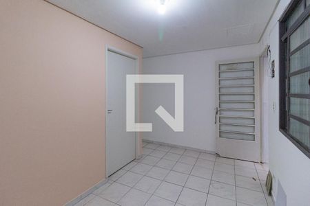 Sala de casa para alugar com 1 quarto, 30m² em Vila Silva Ribeiro, Carapicuíba