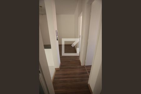 Corredor de apartamento para alugar com 2 quartos, 50m² em Monsenhor Messias, Belo Horizonte