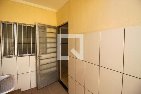 Casa de condomínio para alugar com 72m², 2 quartos e 1 vagaÁrea de Serviço