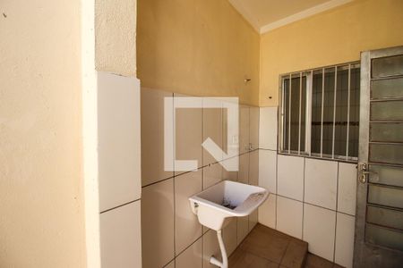 Casa de condomínio para alugar com 72m², 2 quartos e 1 vagaÁrea de Serviço