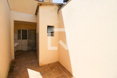 Casa de condomínio para alugar com 72m², 2 quartos e 1 vagaÁrea de Serviço