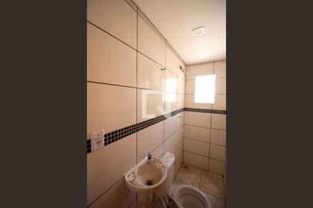 Casa de condomínio para alugar com 72m², 2 quartos e 1 vagaBanheiro / Social