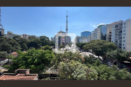 Vista da sala  de apartamento para alugar com 3 quartos, 110m² em Cerqueira César, São Paulo