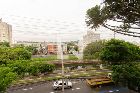 Vista da Sala de casa de condomínio para alugar com 3 quartos, 77m² em Praia de Belas, Porto Alegre
