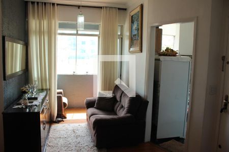Sala de apartamento à venda com 2 quartos, 70m² em Jardim Riacho das Pedras, Contagem