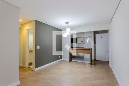 Sala de apartamento à venda com 3 quartos, 76m² em Campestre, Santo André