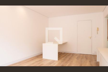 Apartamento à venda com 100m², 3 quartos e sem vagaSala
