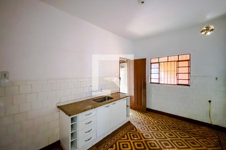 Casa à venda com 250m², 3 quartos e 2 vagasCozinha