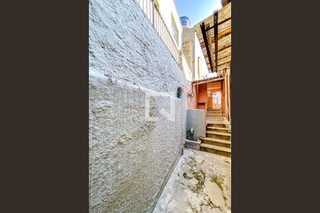 Casa à venda com 250m², 3 quartos e 2 vagasÁrea externa