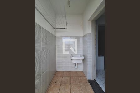 Casa à venda com 200m², 4 quartos e 4 vagasÁrea de Serviço casa 2