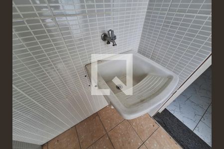 Casa à venda com 200m², 4 quartos e 4 vagasÁrea de Serviço casa 2