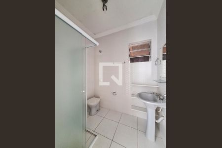 Casa à venda com 200m², 4 quartos e 4 vagasBanheiro casa 2