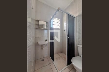 Casa à venda com 200m², 4 quartos e 4 vagasBanheiro Quarto 2 casa 2