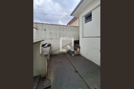 Casa à venda com 200m², 4 quartos e 4 vagasQuintal casa 2