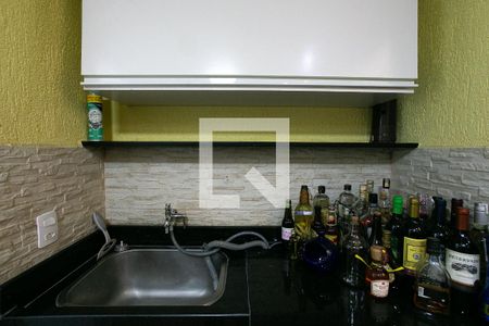 Casa à venda com 160m², 2 quartos e 1 vagaÁrea de Serviço