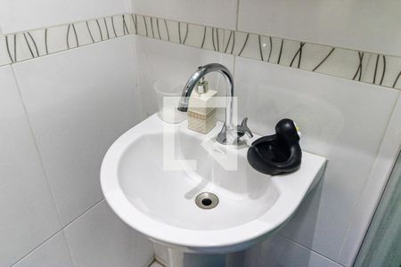 Casa à venda com 300m², 3 quartos e 3 vagas Casa à venda com 300m², 3 quartos e 3 vagasBanheiro Social da Casa 2