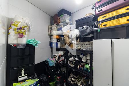 Casa à venda com 300m², 3 quartos e 3 vagas Casa à venda com 300m², 3 quartos e 3 vagasQuarto de Serviço da Casa 2