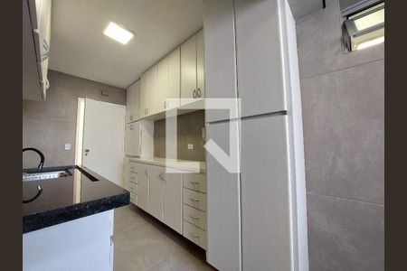 Apartamento para alugar com 77m², 3 quartos e 1 vagaCozinha