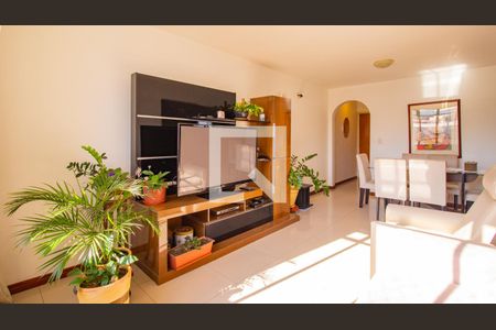 Apartamento para alugar com 93m², 3 quartos e 1 vagaSala