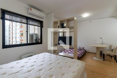 Quarto de kitnet/studio para alugar com 1 quarto, 47m² em Indianópolis, São Paulo