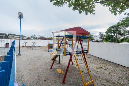 Área comum de apartamento para alugar com 2 quartos, 64m² em Praia Comprida, São José