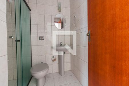 Banheiro de apartamento para alugar com 2 quartos, 64m² em Praia Comprida, São José