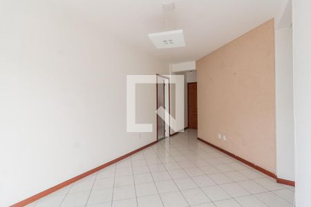Sala de apartamento para alugar com 2 quartos, 64m² em Praia Comprida, São José