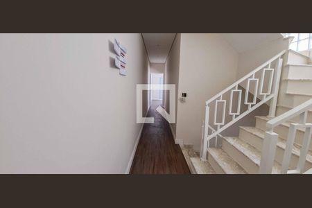 Casa à venda com 135m², 3 quartos e 2 vagasCorredor